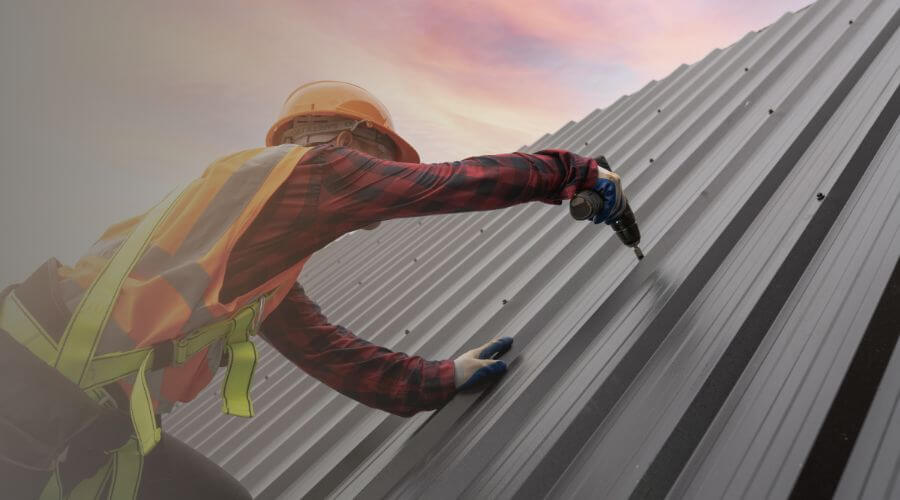 Professional gutter cleaning in Houghton Lake Heights, MI
